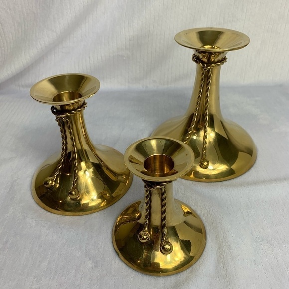 VINTAGE DECRORATIVE CRAFTS  BRASS CANDLE HOLDERS - Picture 1 of 14